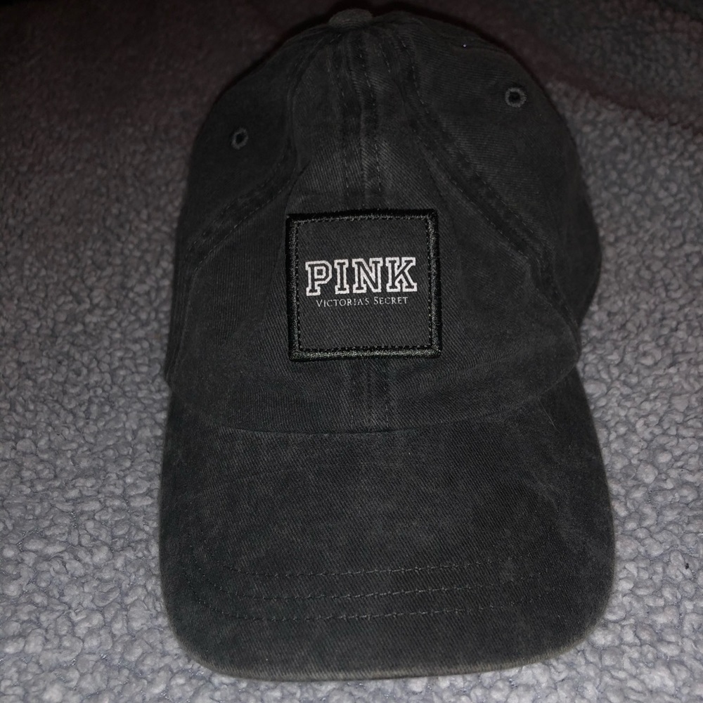 Victoria’s Secret Pink baseball cap